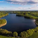 Krzywe Zwierciadlo Διαμέρισμα Mrągowo