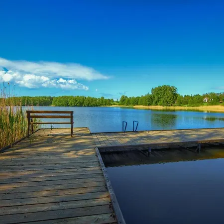 Krzywe Zwierciadlo דירה מארנגובו