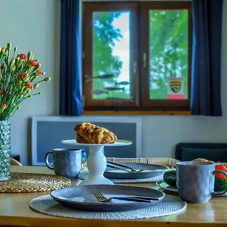 Krzywe Zwierciadlo *