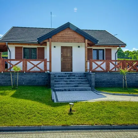 Krzywe Zwierciadlo Lejlighed