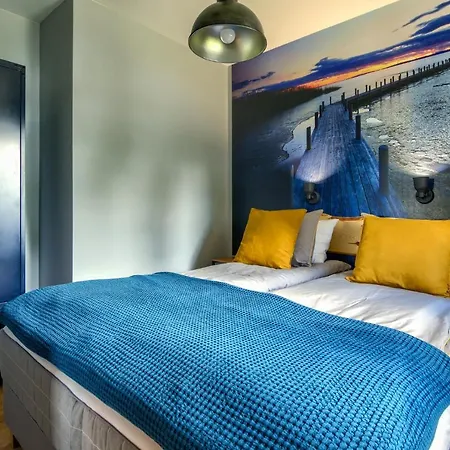 Krzywe Zwierciadlo Mrągowo